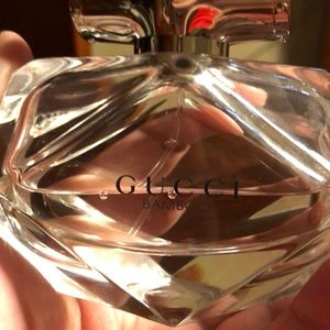 Meet your Posher, April